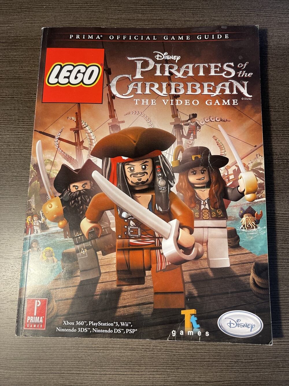 Lego Pirates of the Caribbean Prima Official Game Guide Wii Xbox 360 Nintendo DS